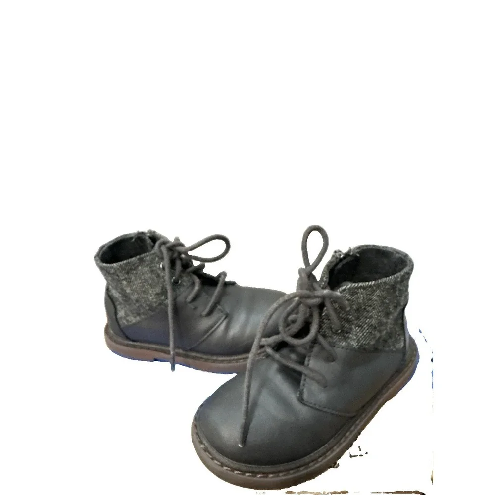 Baby's Zara Toddler Boots Boys Size 24 Gray Color Lace Up Front Zipper On Side